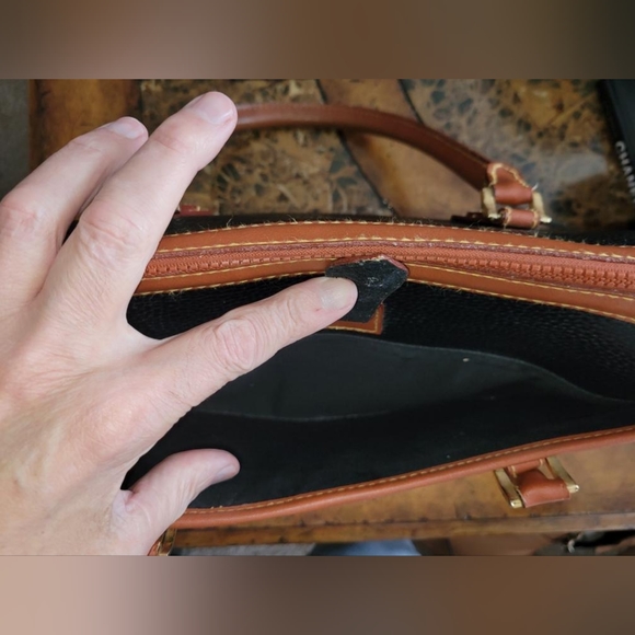 All Leather satchel with crossbody chain - Picture 2 of 12